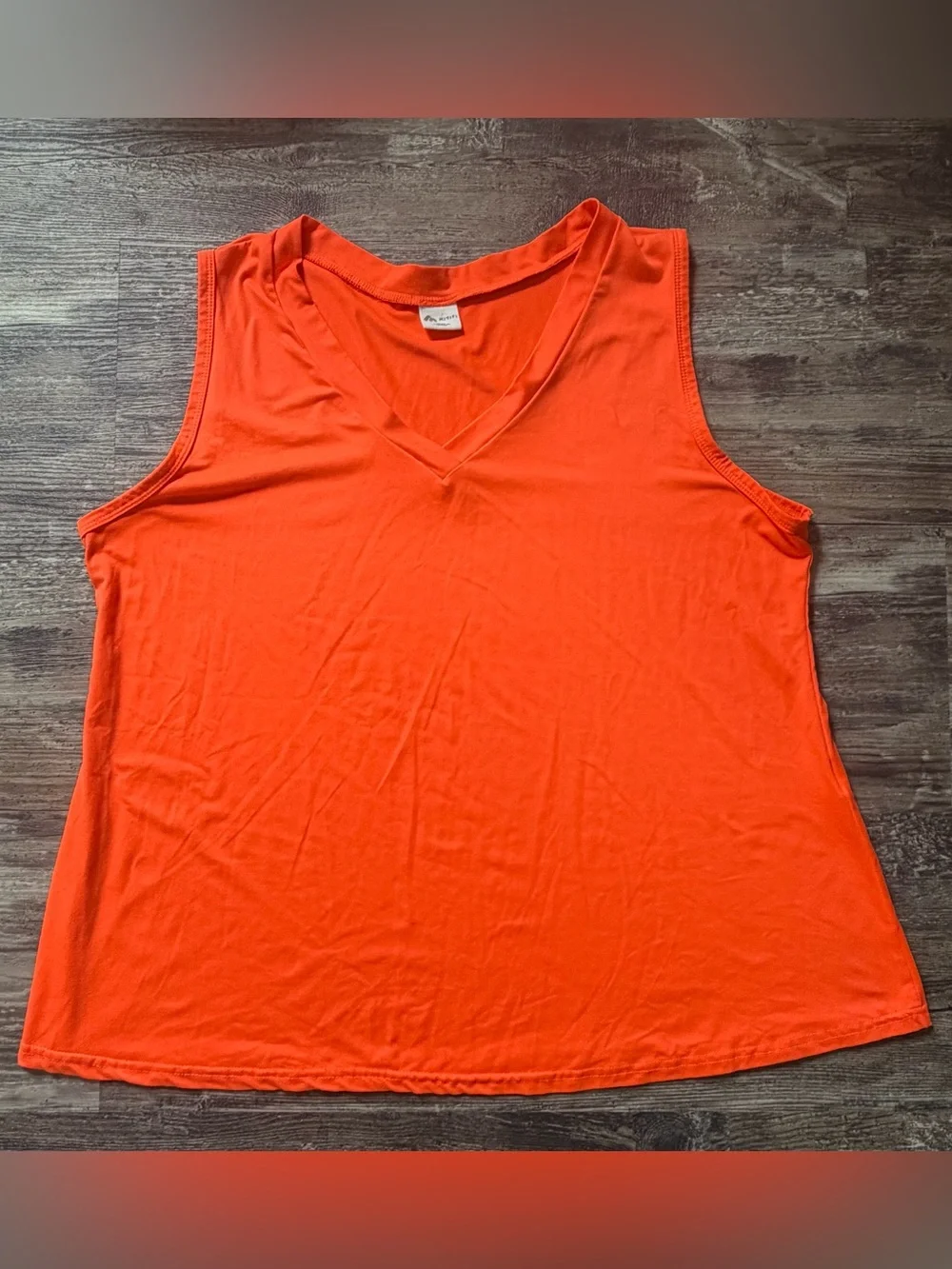 Lot of 2 athletic orange v-neck gray racerback tank tops women’s 2x